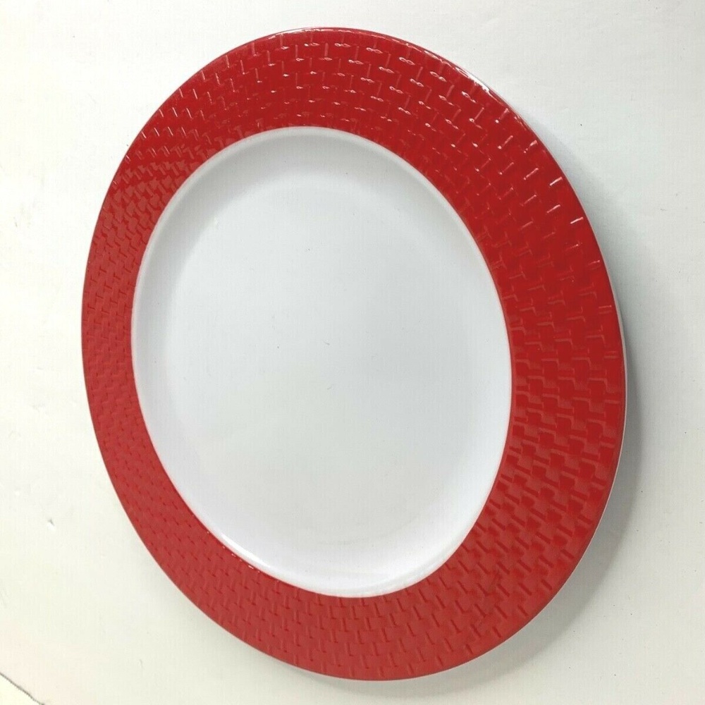 Hard Plastic White With red Wicker Basket Weave  Rim Lot of 2 10.5 in Diam